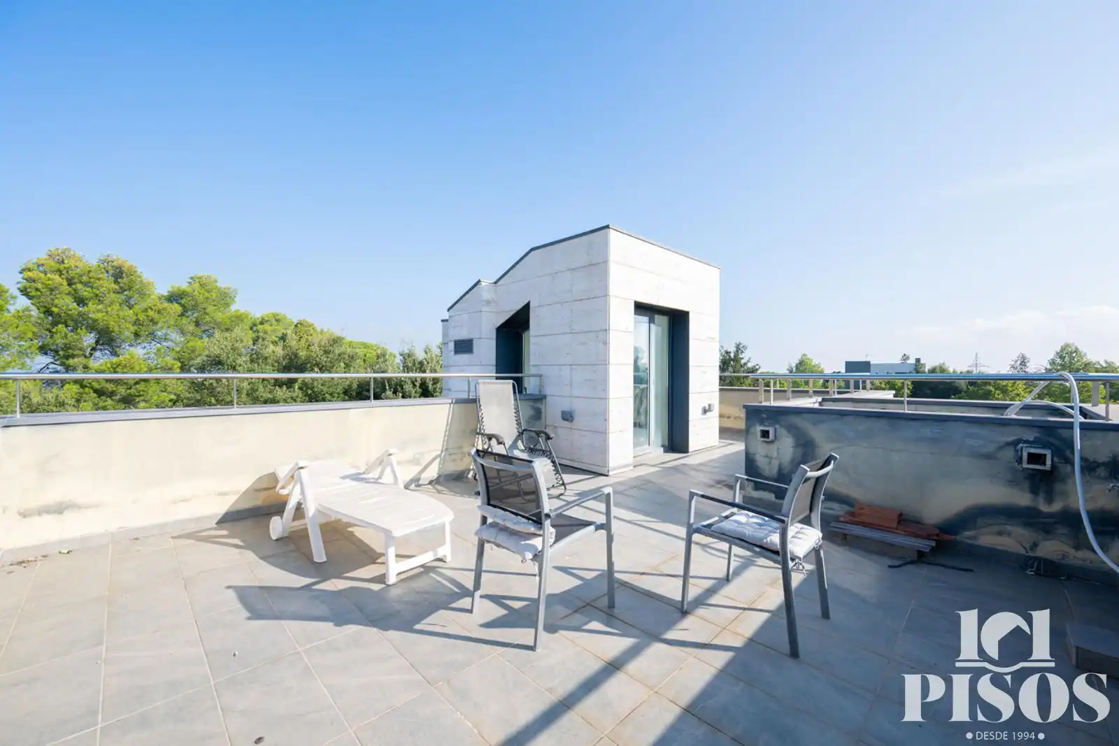 Terrace of Houses for sale in Sant Cugat del Vallès  with Air Conditioner, Storage room and Swimming Pool