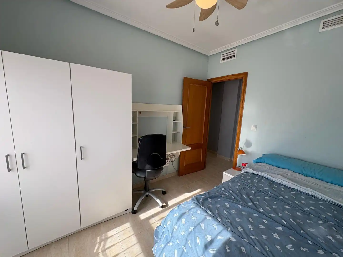 Dormitori de Apartament en venda en Almoradí amb Aire condicionat, Traster i Piscina comunitària