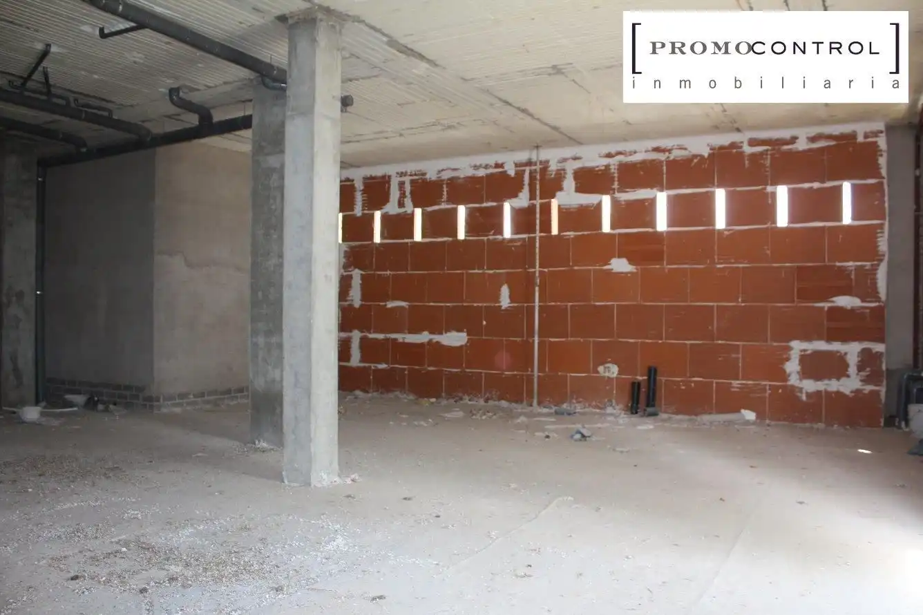 Local comercial de lloguer a Zuera, imagen 4
