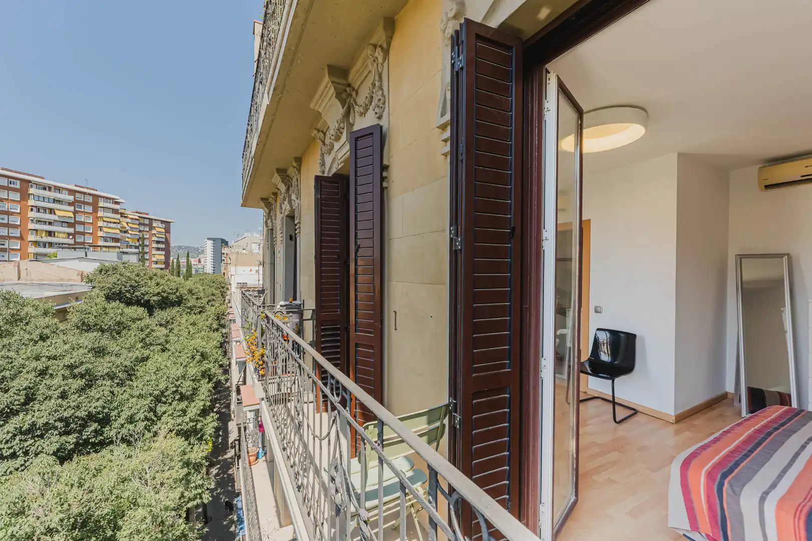 Terrasse von Wohnung zum Verkauf in Barcelona mit Klimaanlage, Heizung und Ofen
