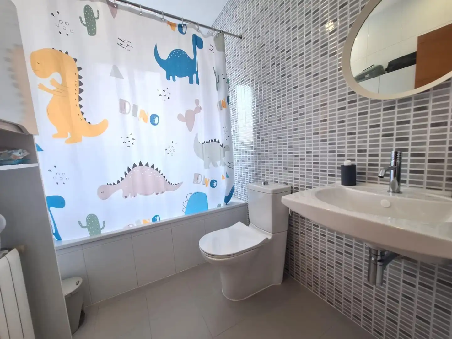Bathroom of Houses for sale in Alginet  with Air Conditioner, Heating and Terrace