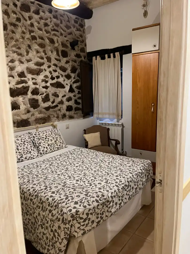 Schlafzimmer von Country house zum Verkauf in Candelario mit Heizung, Terrasse und Möbliert