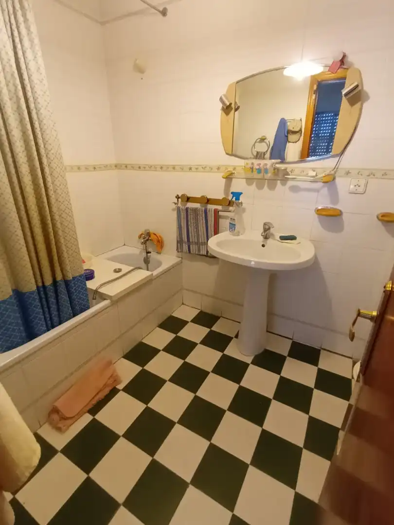 Bathroom of Flat for sale in Mérida  with Terrace, Storage room and Furnished