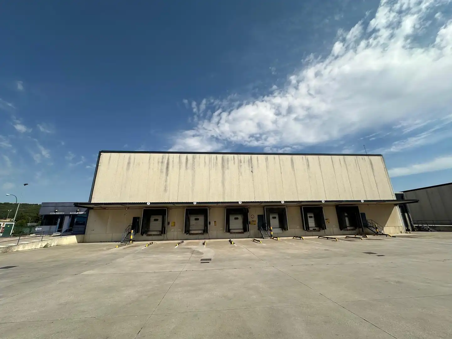 Nau industrial de lloguer a Calle Merindad de Ubierna, imagen 4