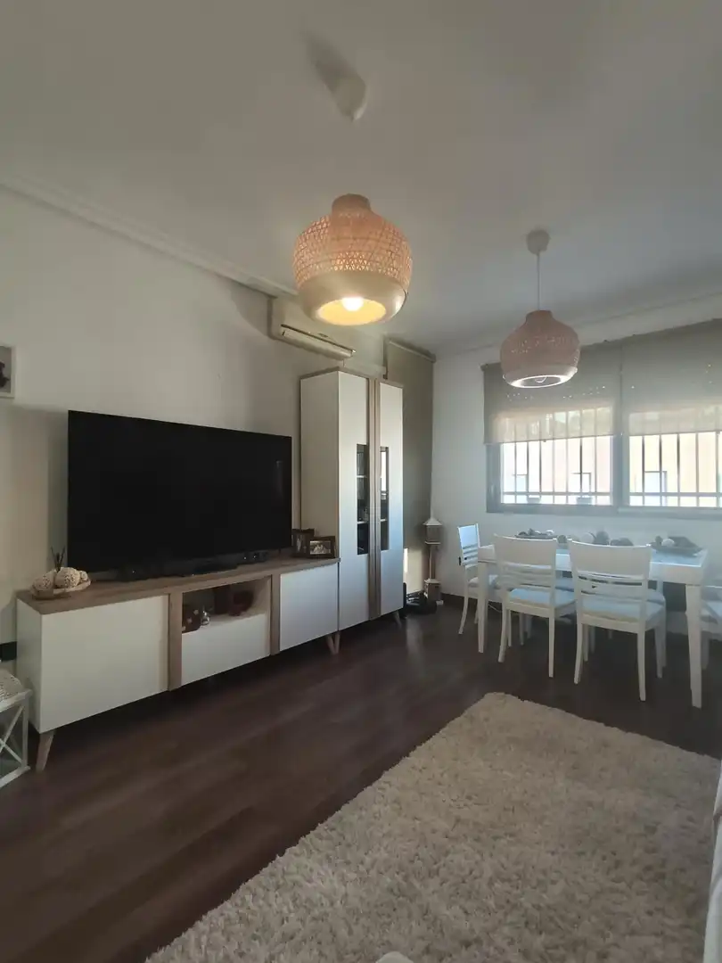 Living room of Duplexes for sale in Sevilla  with Air Conditioner and Community pool
