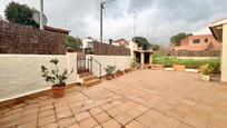 Vista exterior de Casa o xalet de lloguer en Martorelles amb Aire condicionat i Terrassa