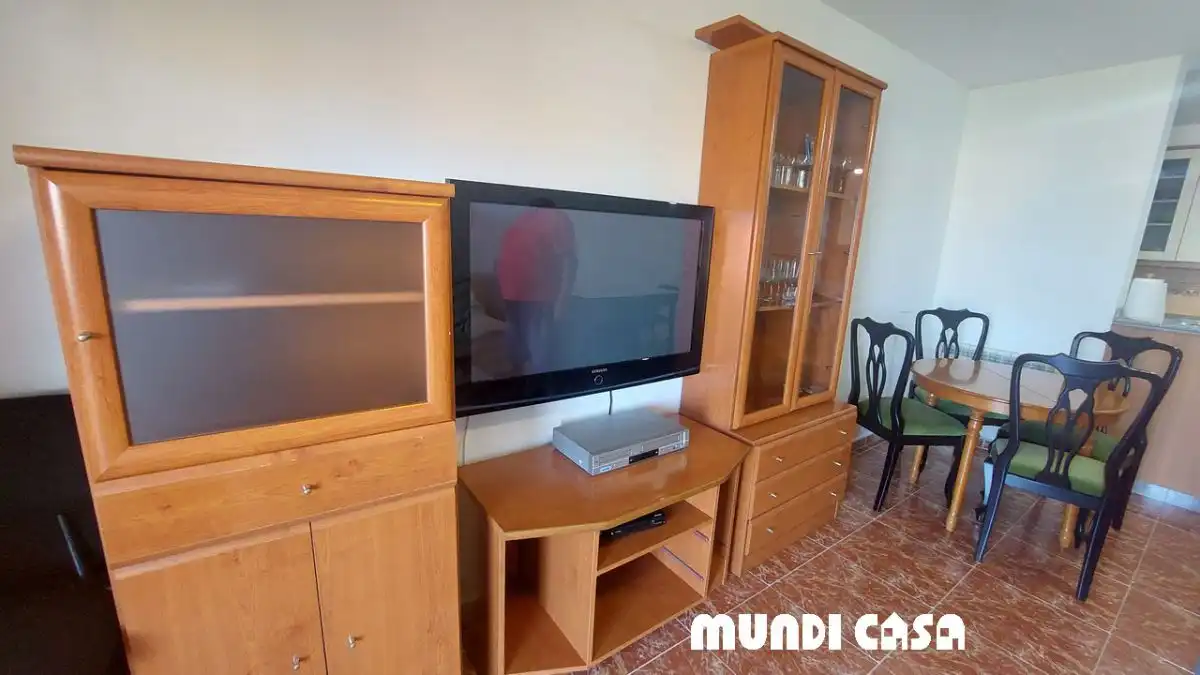 Sala de estar de Apartamento de alquiler en Boiro con Terraza y Amueblado