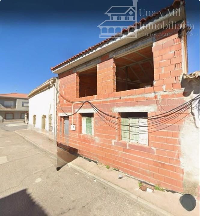 Exterior view of House or chalet for sale in Villoria  with Heating and Storage room