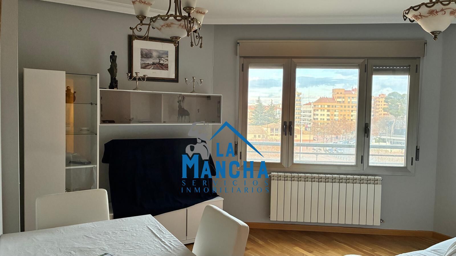 Vista exterior de Apartament en venda en  Albacete Capital amb Calefacció, Traster i Moblat