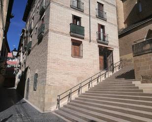 Vista exterior de Local en venda en  Huesca Capital