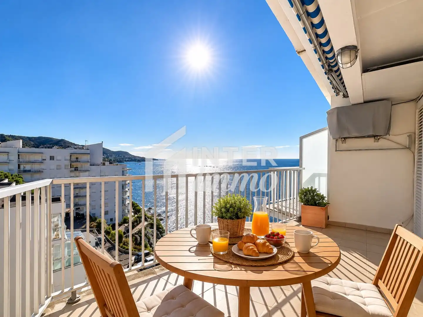 Apartament amb piscina en venda a Carrer de Canyelles 10, imagen 3