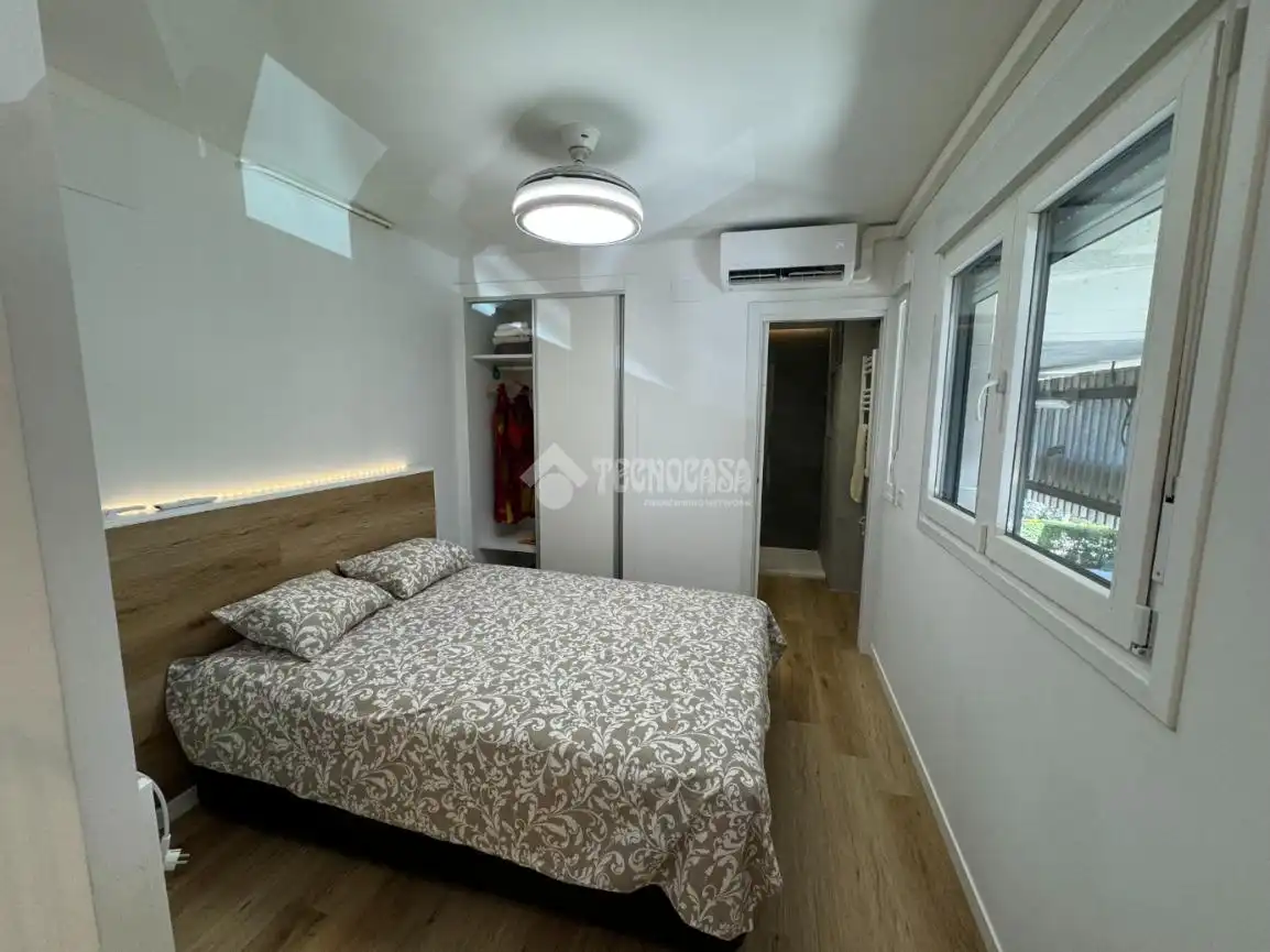 Schlafzimmer von Wohnung zur Miete in Madrid mit Klimaanlage, Heizung und Parkett
