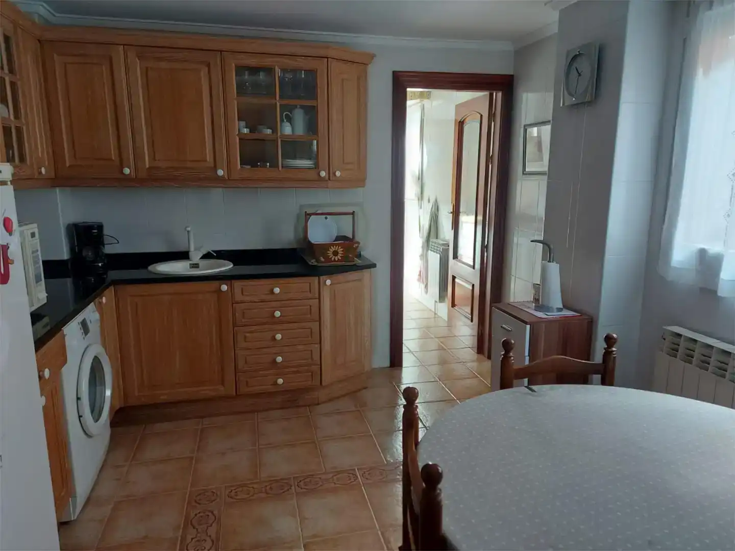 Cuina de Casa o xalet en venda en Miranda de Ebro amb Jardí privat, Parquet i Traster