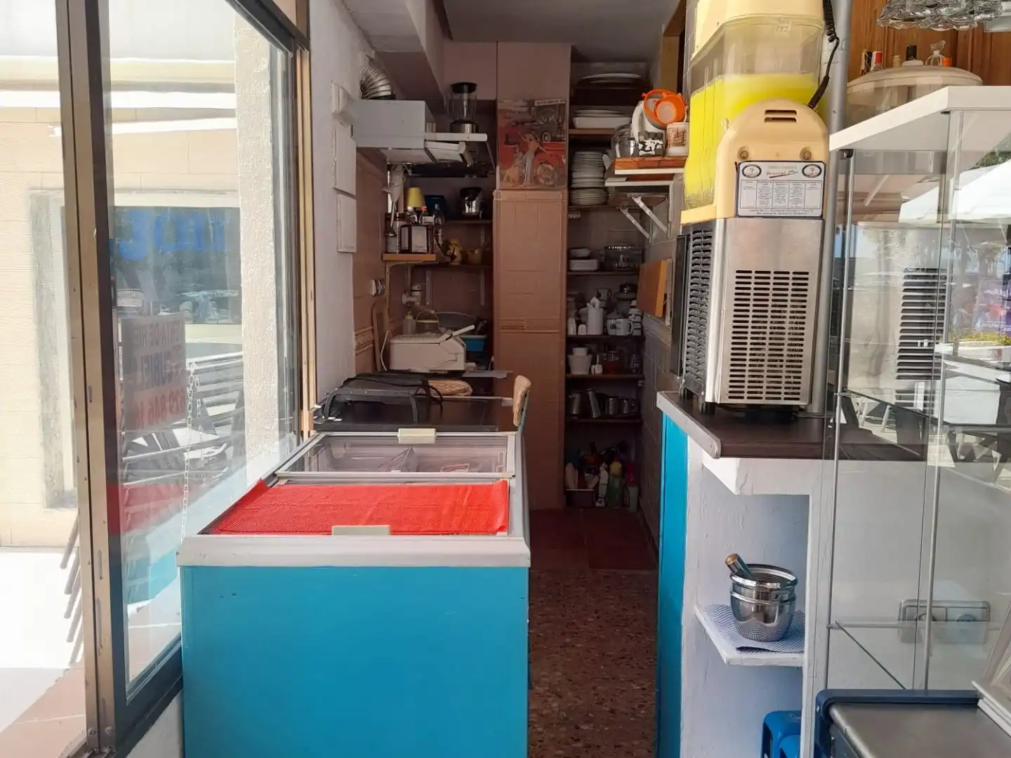 Cocina de Local de alquiler en Playa de Gandia