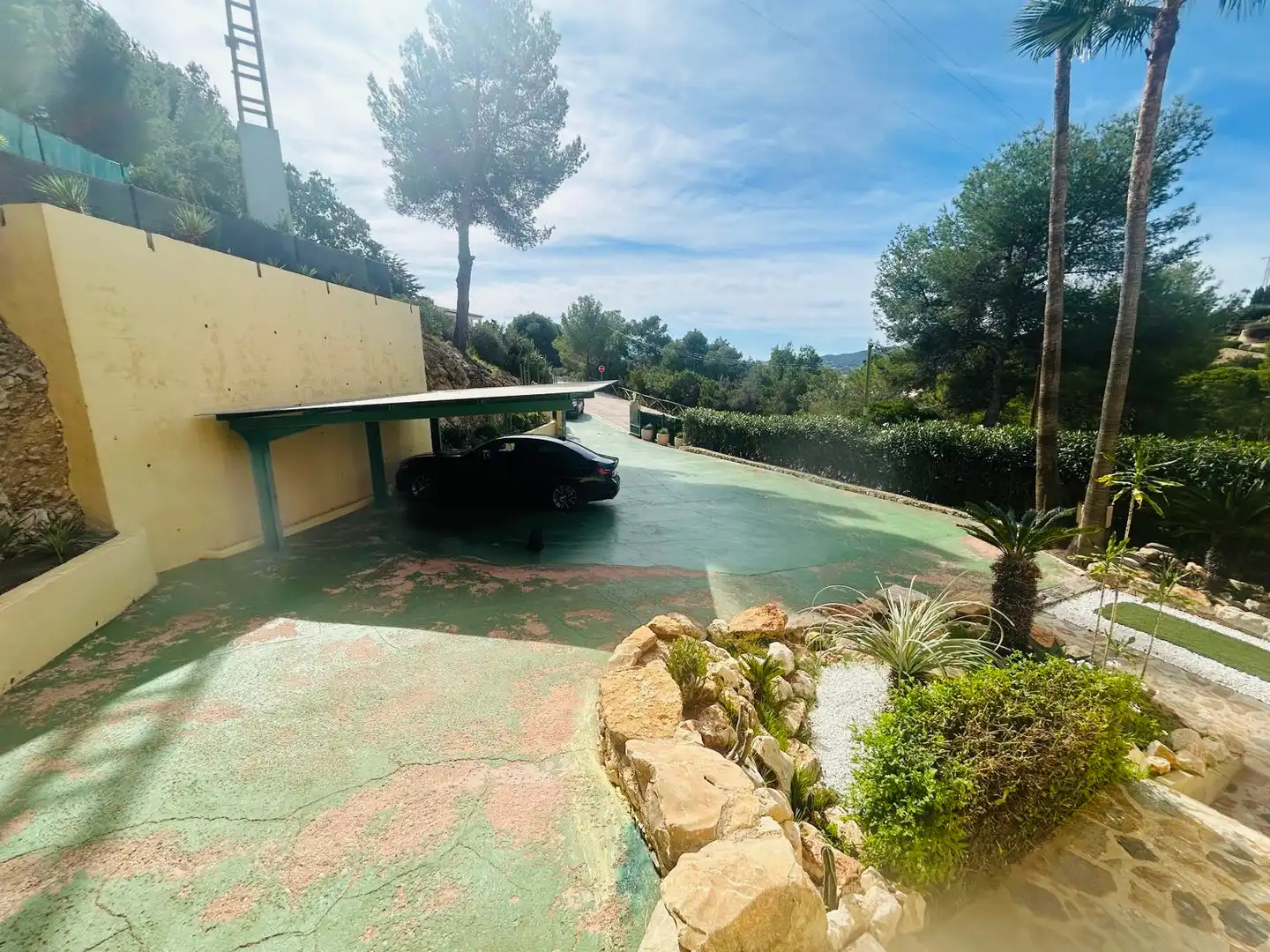 Parking of Houses for sale in Jávea / Xàbia  with Air Conditioner, Heating and Private garden