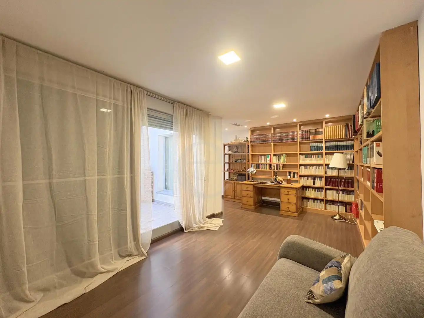 Wohnzimmer von Wohnung zur Miete in Torrent mit Klimaanlage, Heizung und Privatgarten
