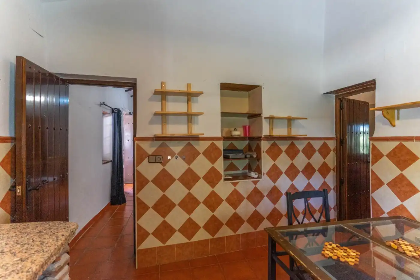 Cuina de Casa o xalet en venda en Málaga amb Terrassa, Traster i Piscina