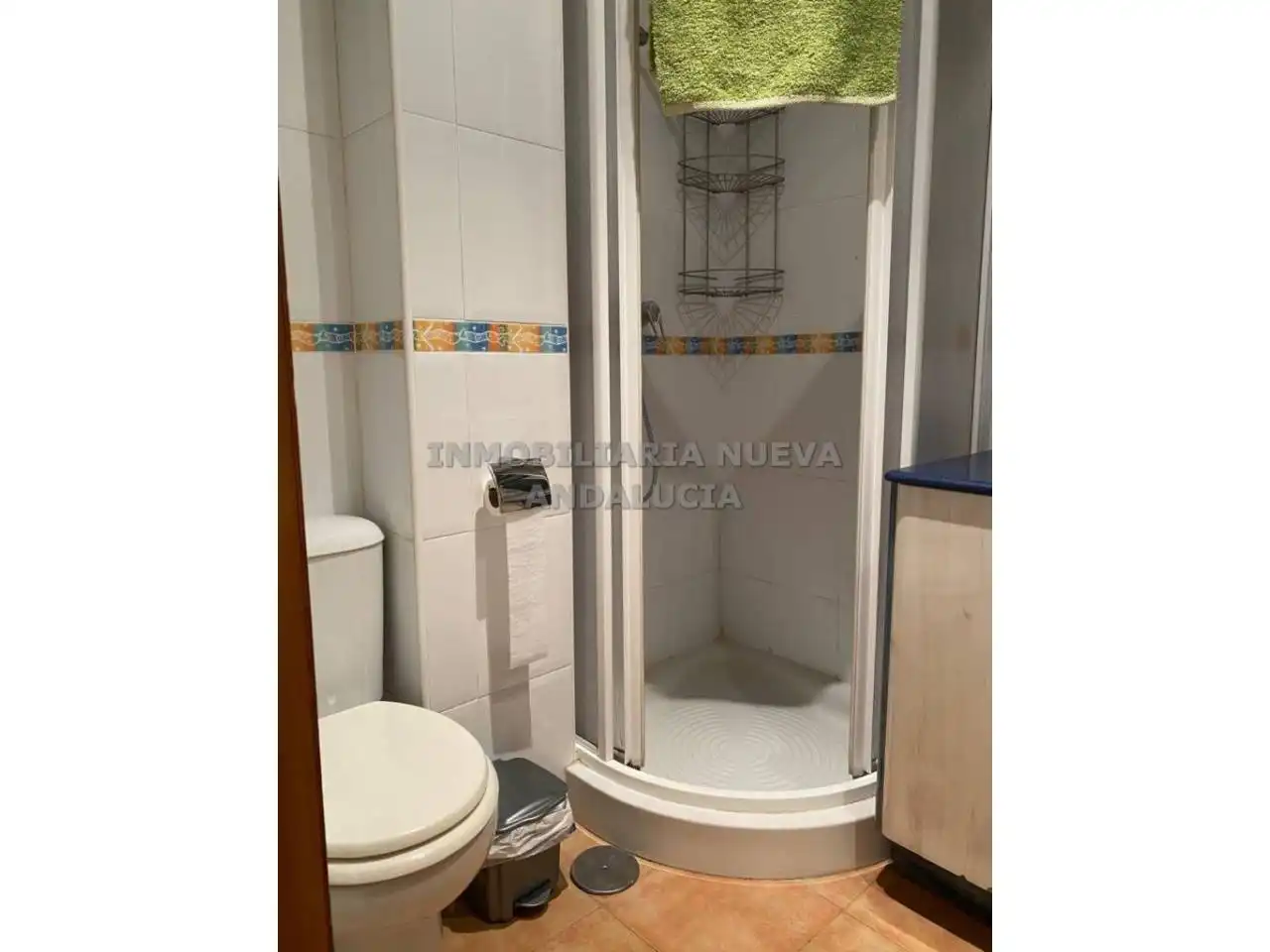 Badezimmer von Wohnung zur Miete in Almería mit Klimaanlage und Möbliert