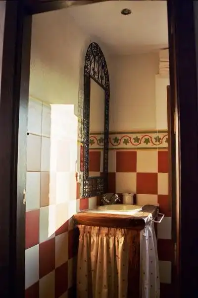 Baño de Piso de alquiler en Granada con Aire acondicionado, Calefacción y Terraza