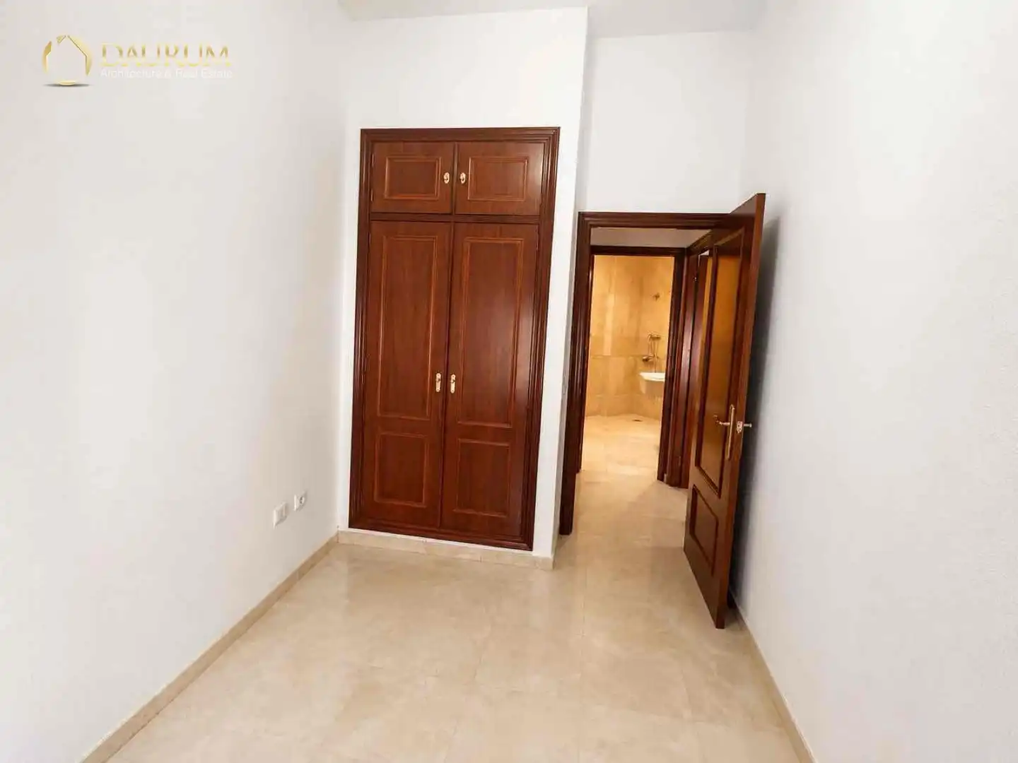 Habitación de Piso en venta en Dos Hermanas con Aire acondicionado, Calefacción y Amueblado