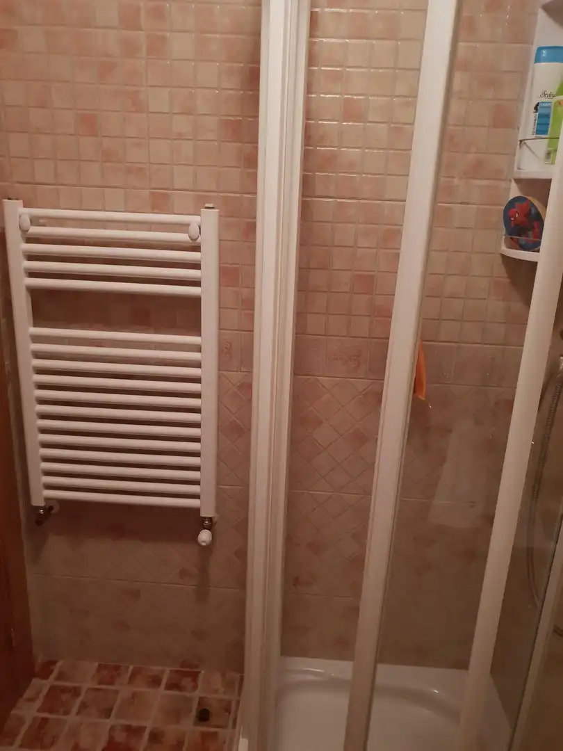 Baño de Piso en venta en Caso con Calefacción, Trastero y Amueblado