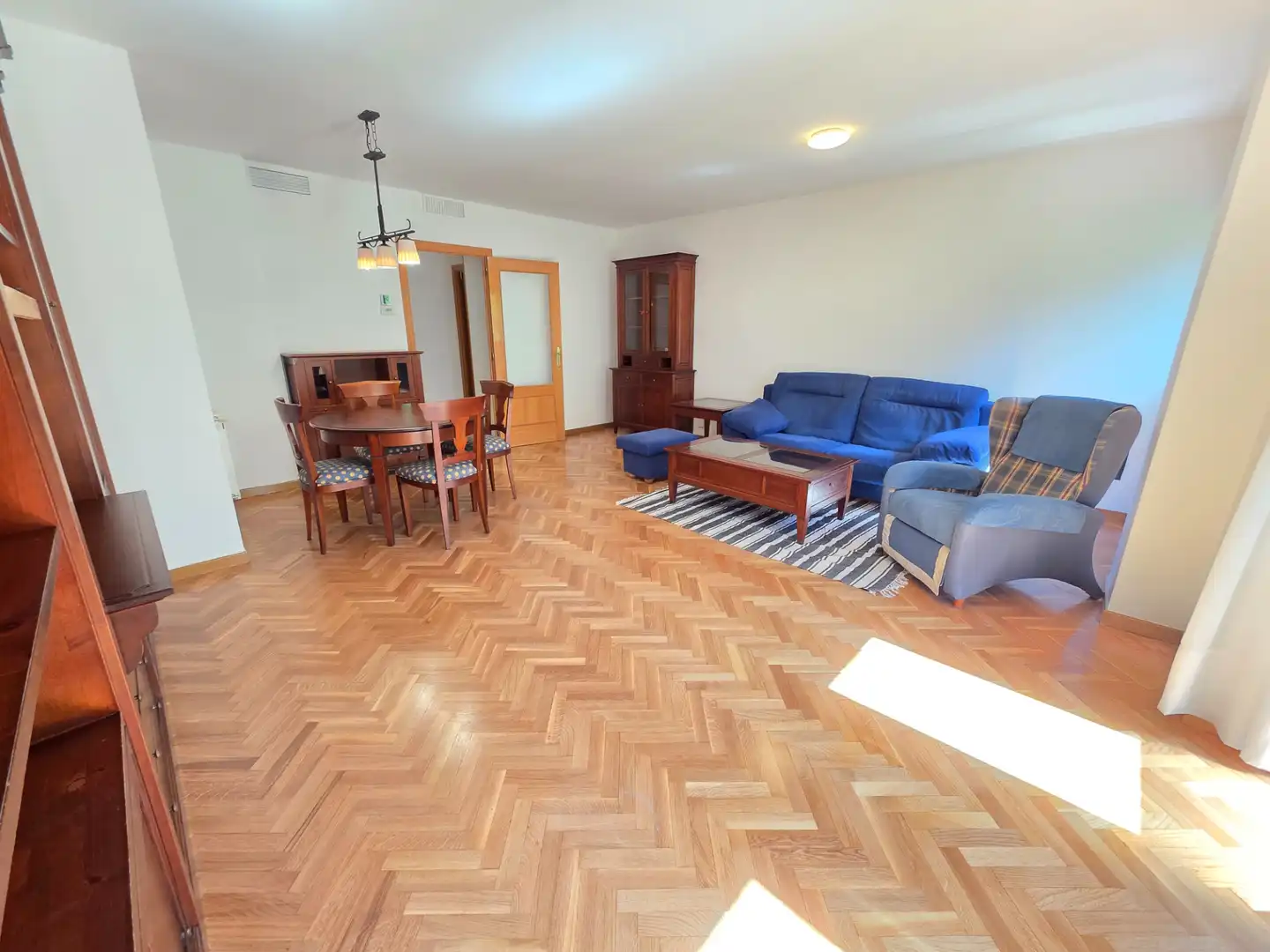 Sala d'estar de Pis de lloguer en Madrid amb Aire condicionat, Calefacció i Parquet