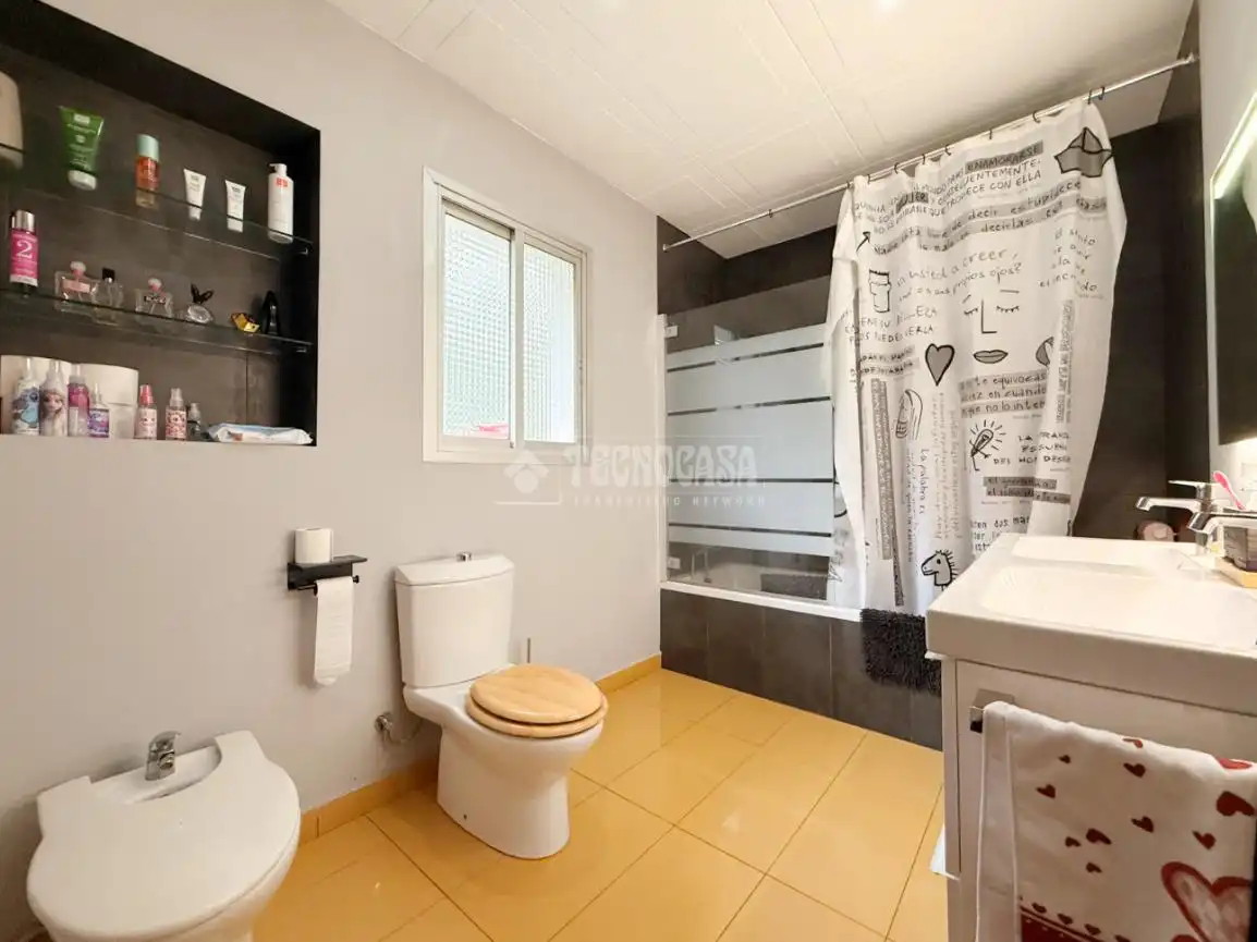 Casa con terraza en venta en Cervelló, imagen 9