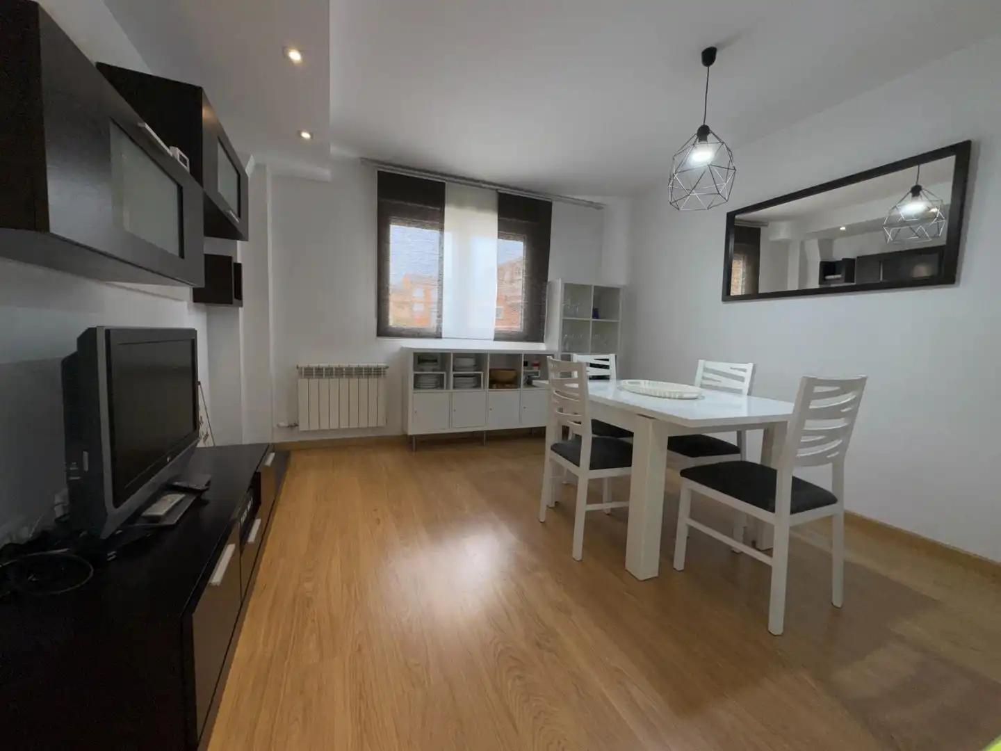 Sala de estar de Piso en venta en Ponferrada con Calefacción, Terraza y Trastero