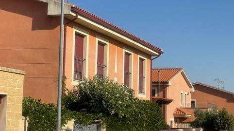 Foto 3 de Casa adosada en venda a Calle Miguel de Unamuno, 5, Moraleja del Vino, Zamora