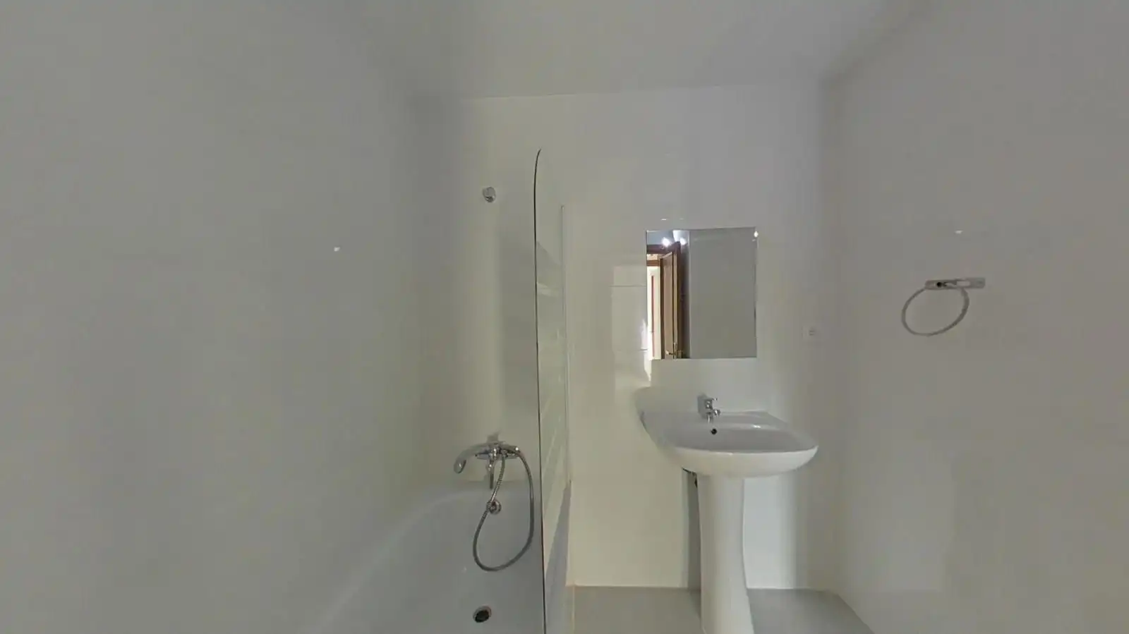 Badezimmer von Wohnung zum Verkauf in Sabadell mit Terrasse und Balkon