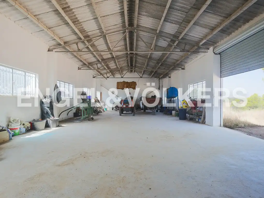 Finca rústica en venda a Requena