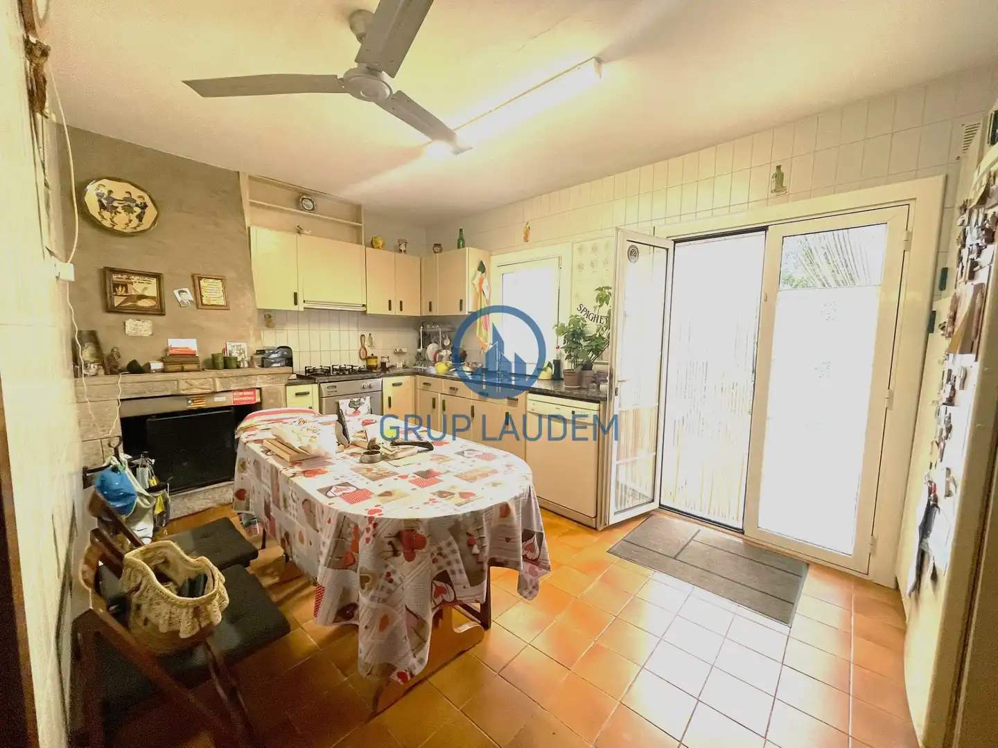 Kitchen of Houses for sale in Mataró  with Terrace, Storage room and Oven