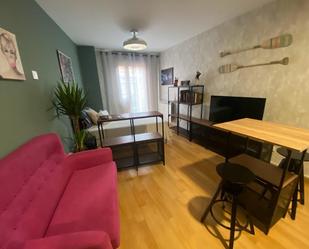 Living room of Study to rent in Valladolid Capital  with Balcony