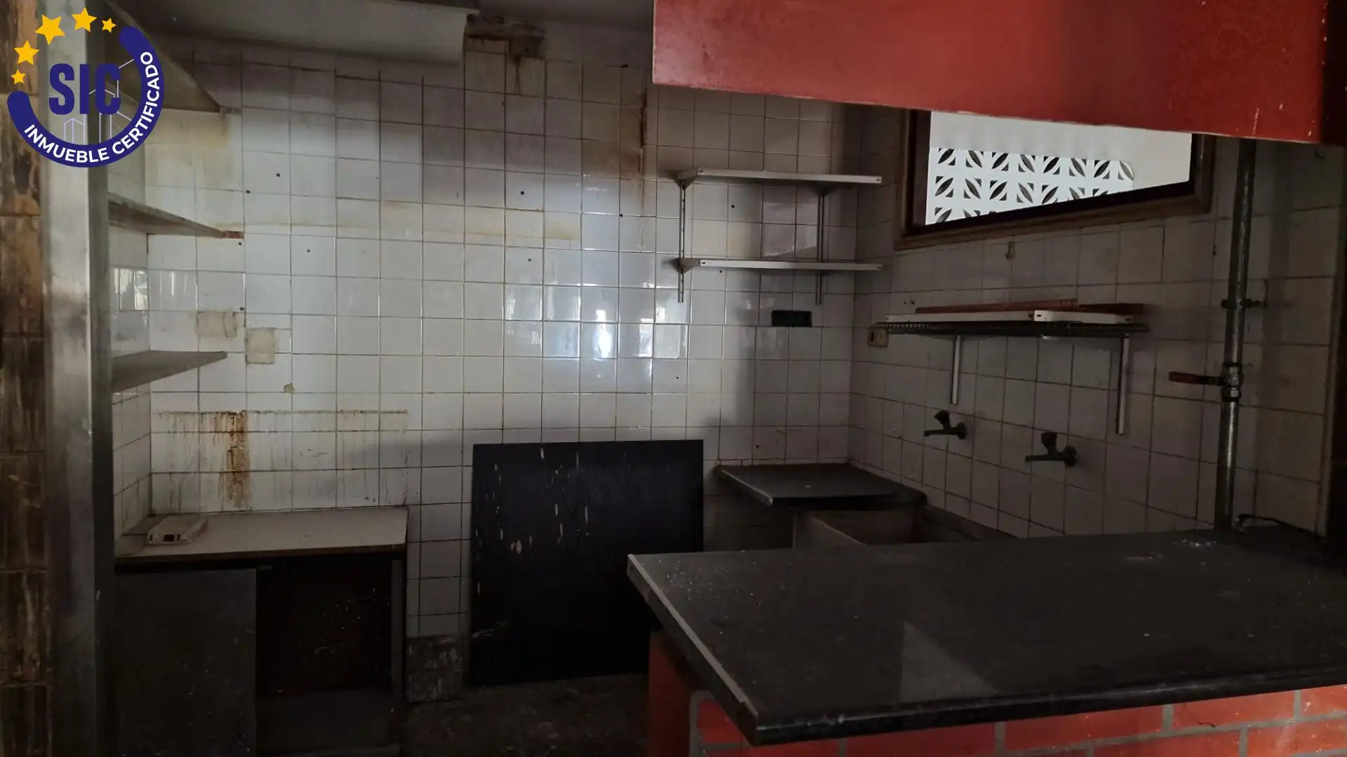 Kitchen of Commercial properties for sale in Valencia