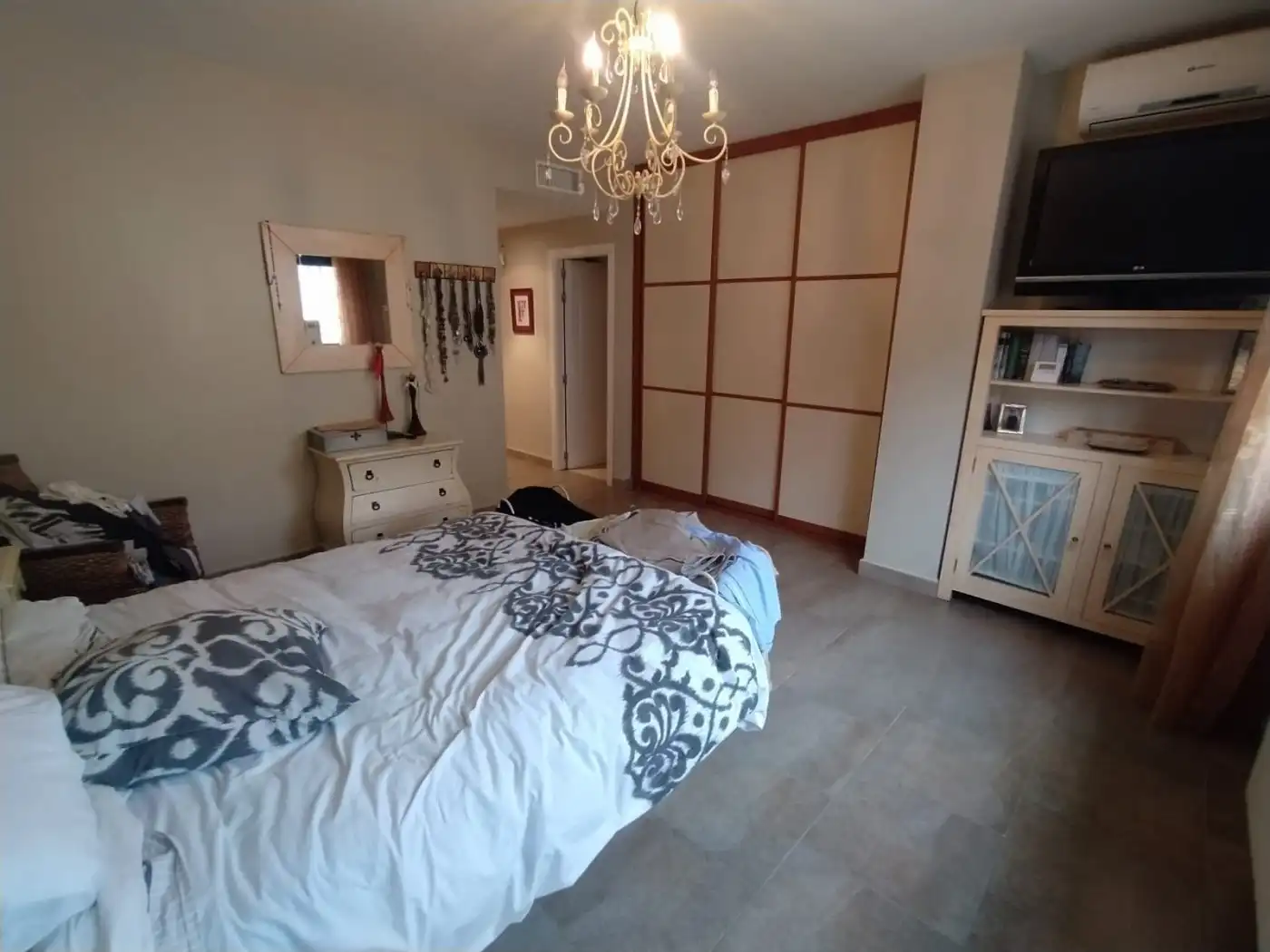 Dormitori de Casa o xalet en venda en Cáceres amb Aire condicionat, Calefacció i Jardí privat
