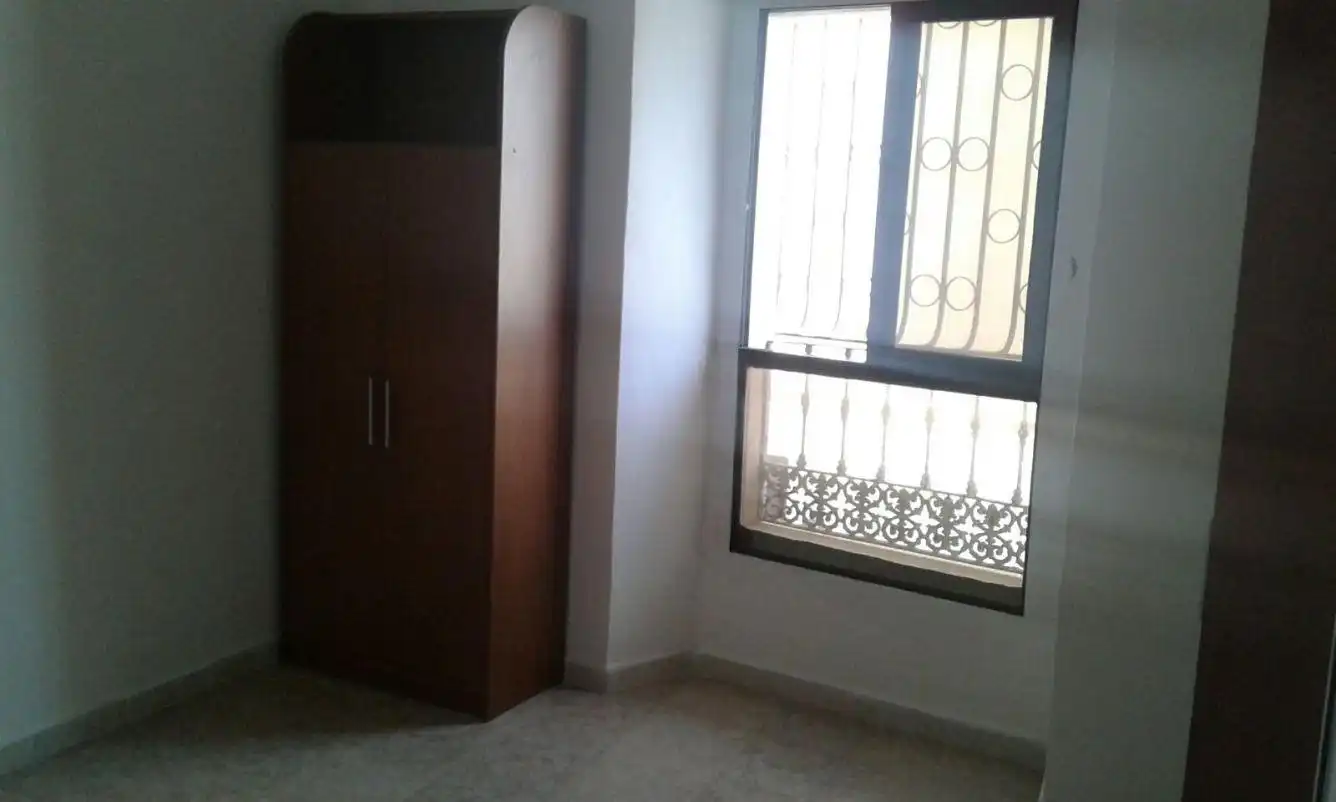 Habitación de Planta baja en venta en Melilla