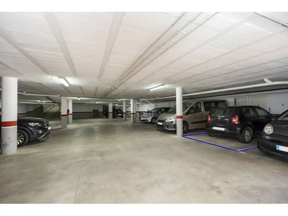 Parking de Apartamento en venta en Maó - Mahón con Calefacción, Terraza y Piscina