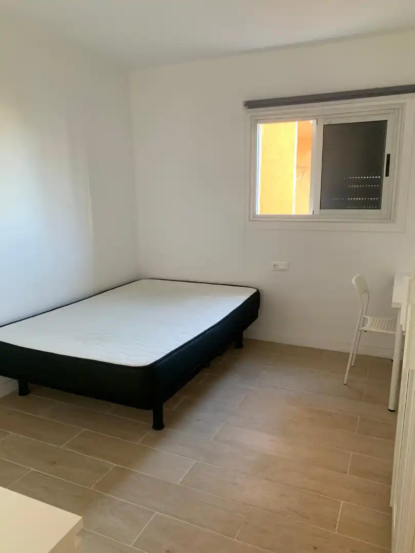 Habitación de Piso para compartir en San Cristóbal de la Laguna con Parquet, Amueblado y Horno