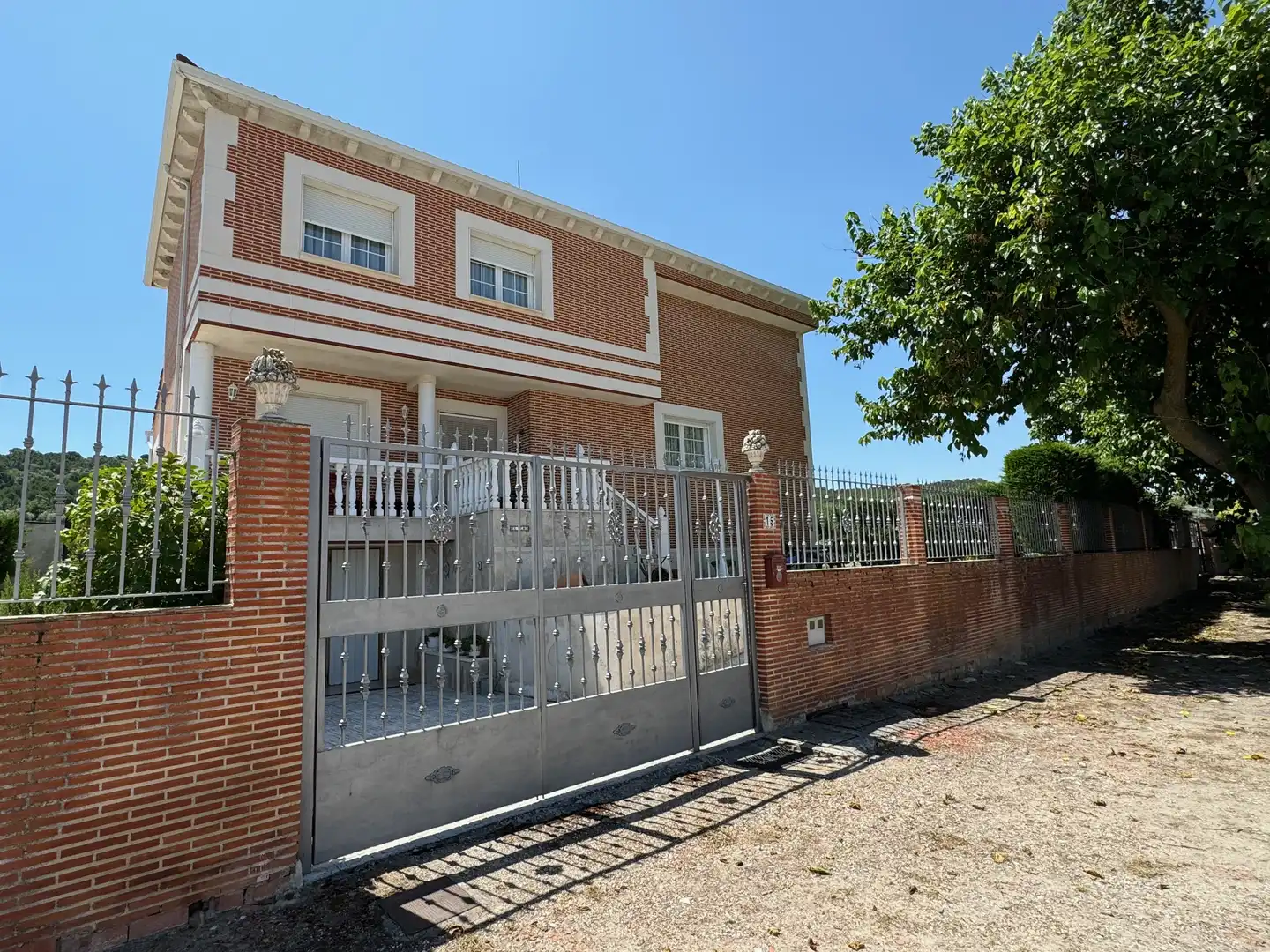 Casa o chalet en venta en Calle Parque Sur, 15, Megeces