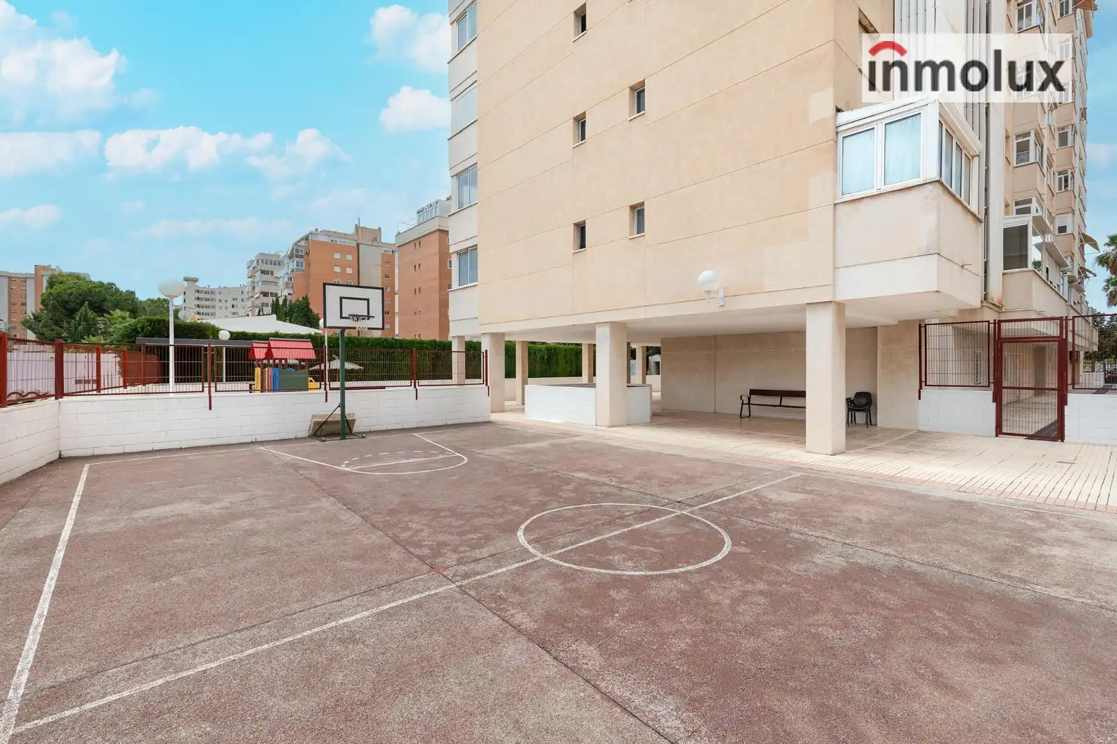 Parking of Flat for sale in Alicante / Alacant  with Air Conditioner, Heating and Terrace