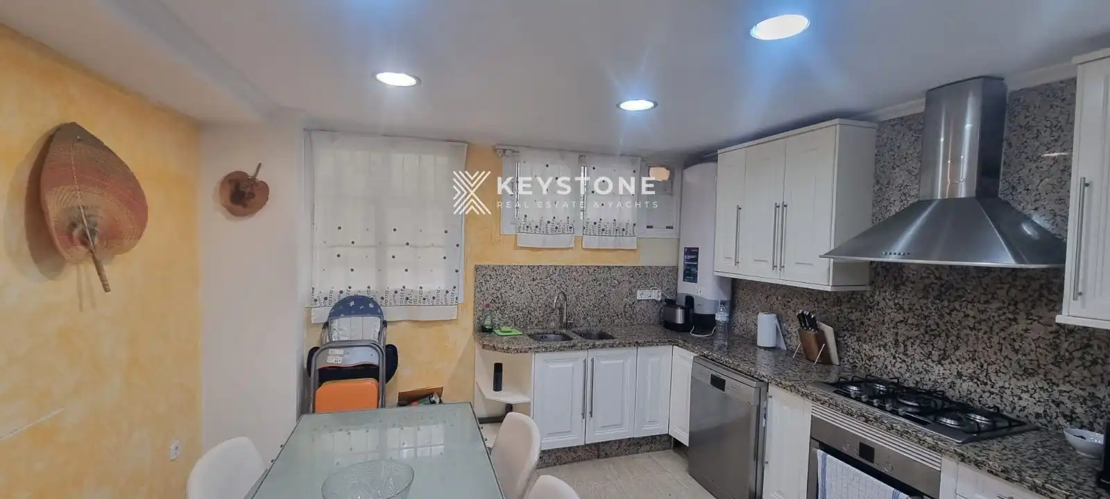 Flat for rent in N/A, Población de Arroyo