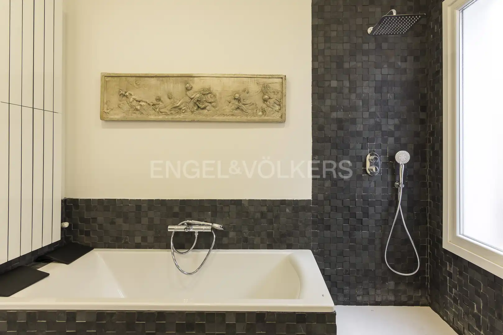 Bathroom of Flat for rent in Madrid  with Heating and Furnished