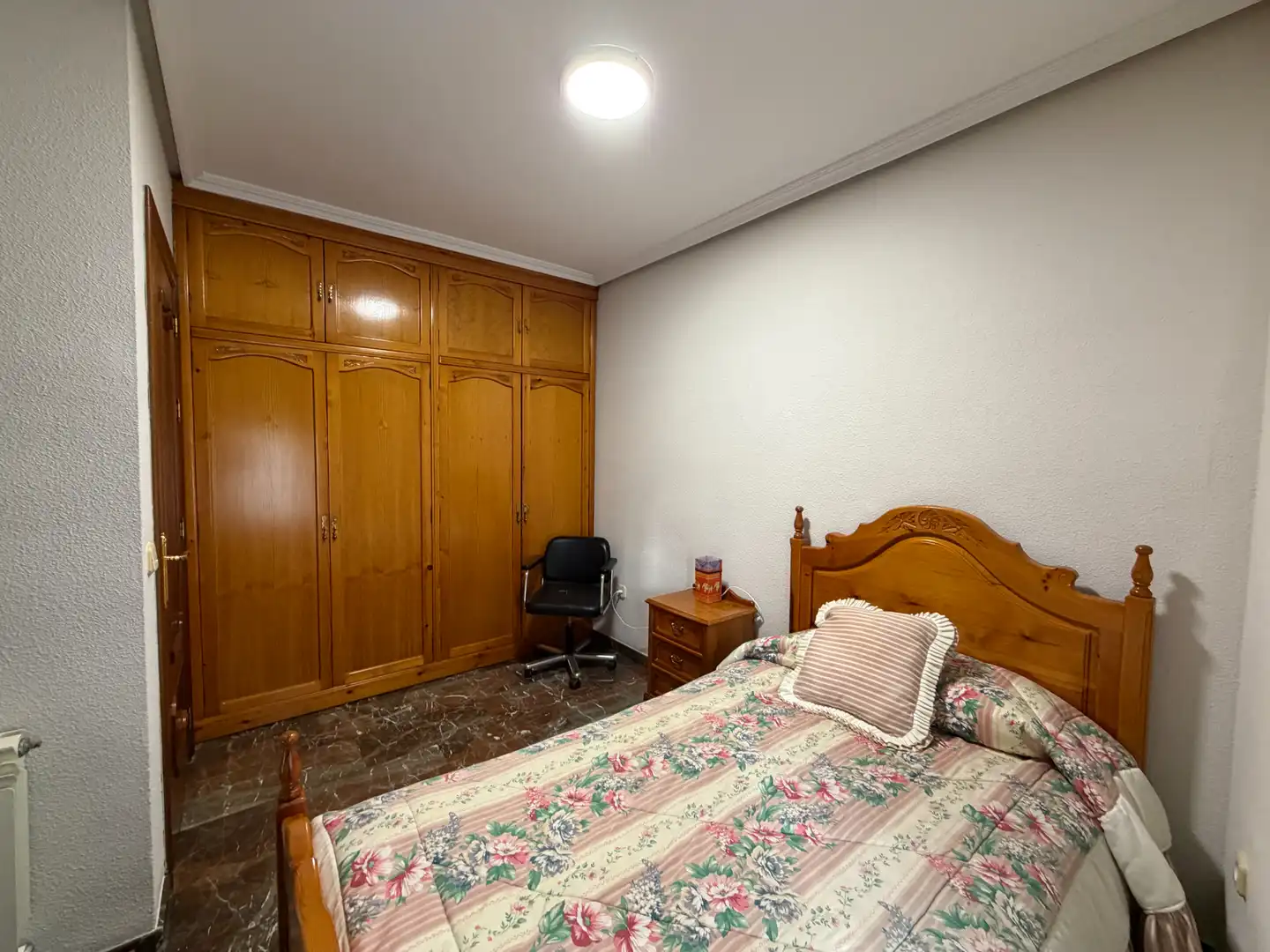 Habitación de Casa o chalet en venta en Úbeda con Calefacción, Terraza y Trastero
