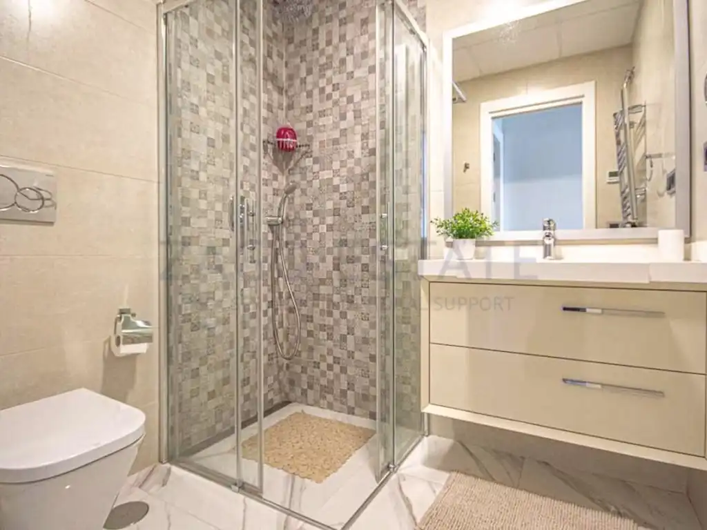 Wohnung zur Miete in Avenida Villajoyosa La, Playa Poniente