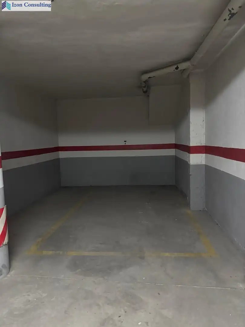 Parking de Piso en venta en Balazote con Calefacción, Parquet y Terraza