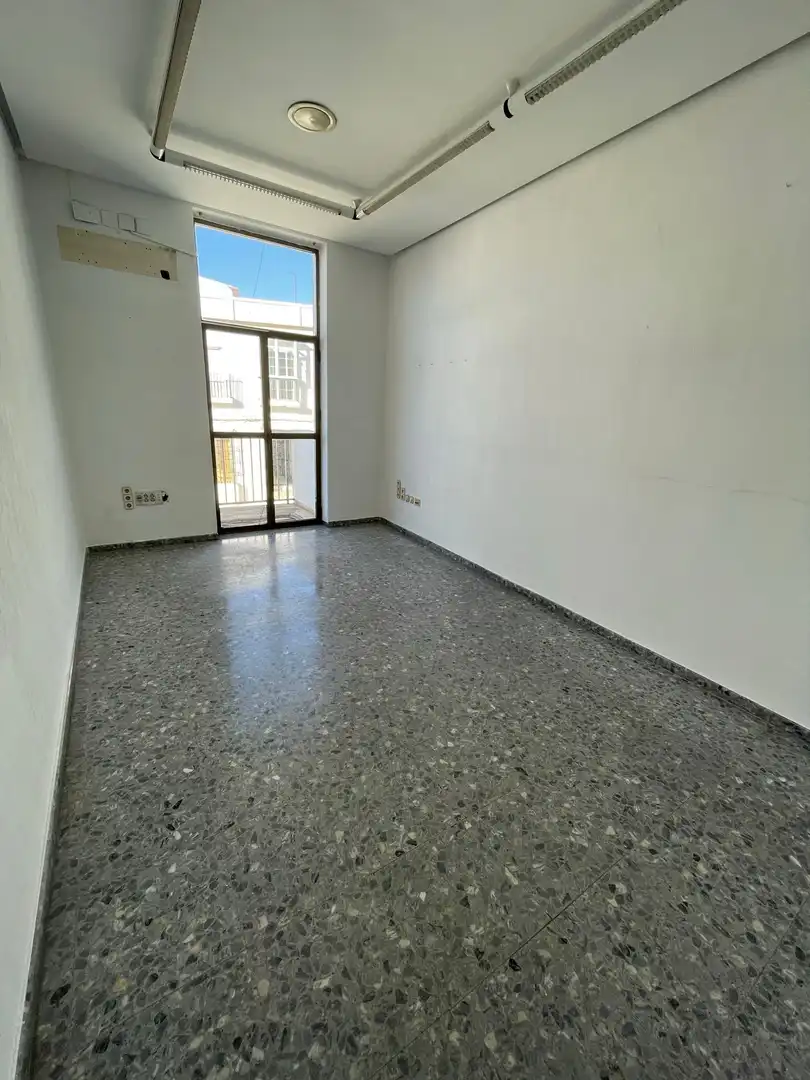 Business premises to rent in Calle Corredera 40, imagen 4