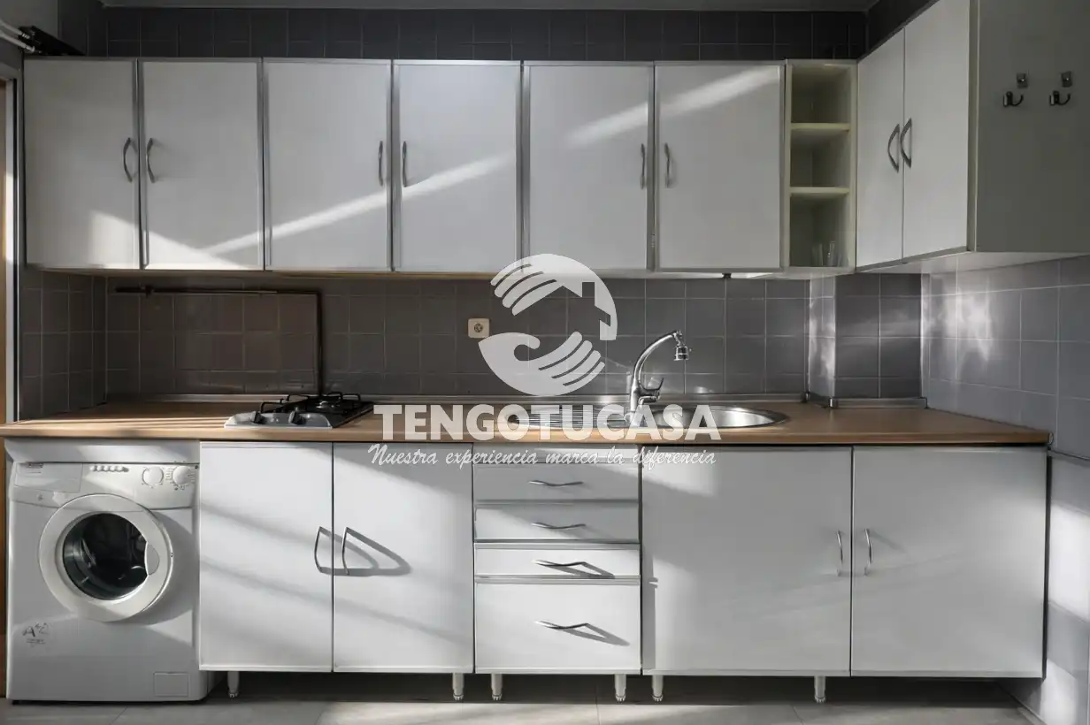 Piso en venta en Calle San Herculano, Canillejas