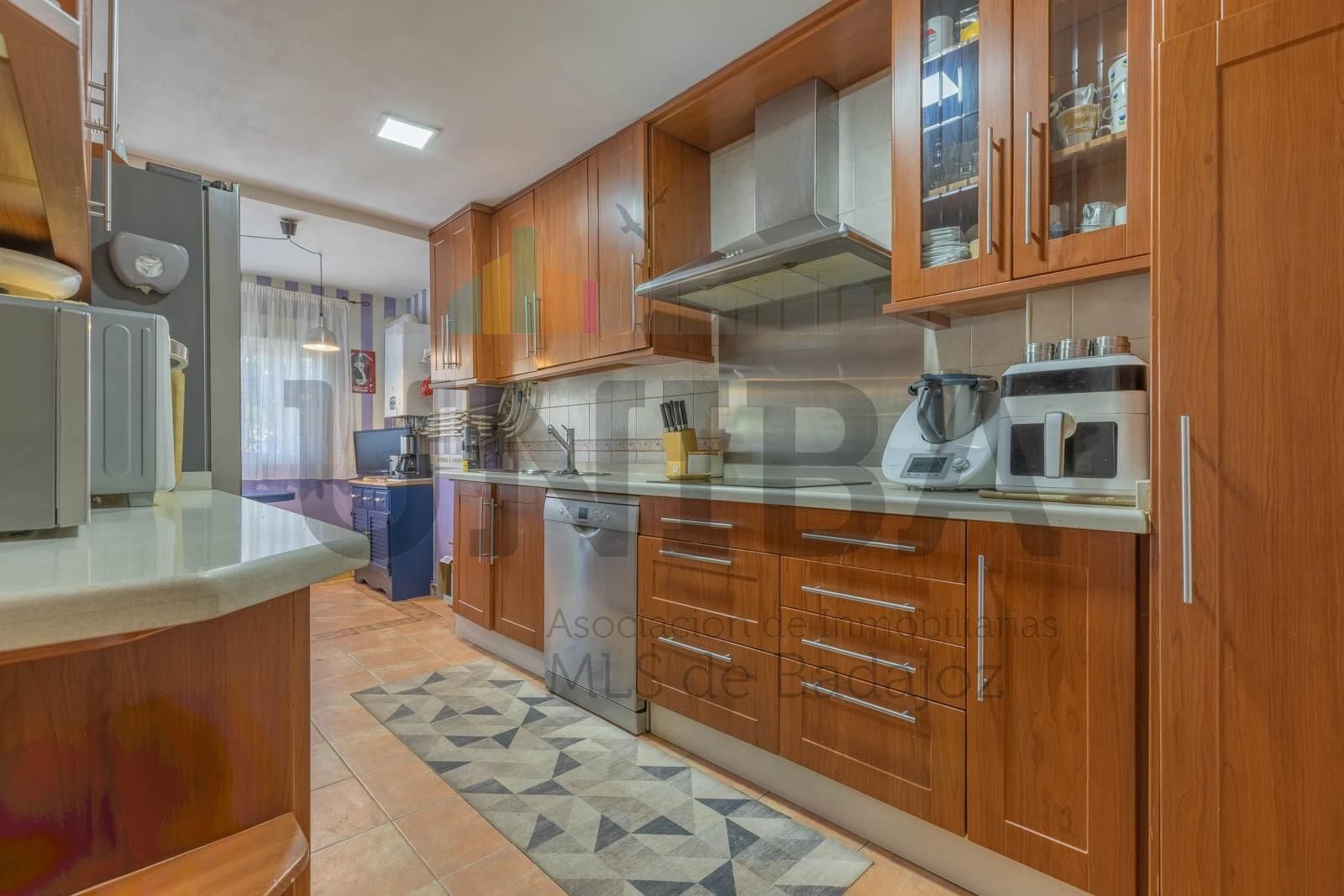 Kitchen of Single-family semi-detached for sale in Badajoz Capital  with Air Conditioner, Heating and Private garden