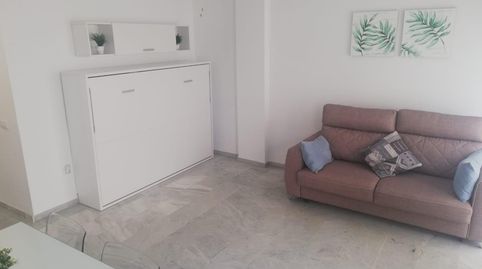 Foto 4 de Estudio de alquiler en Puerto Deportivo, Fuengirola