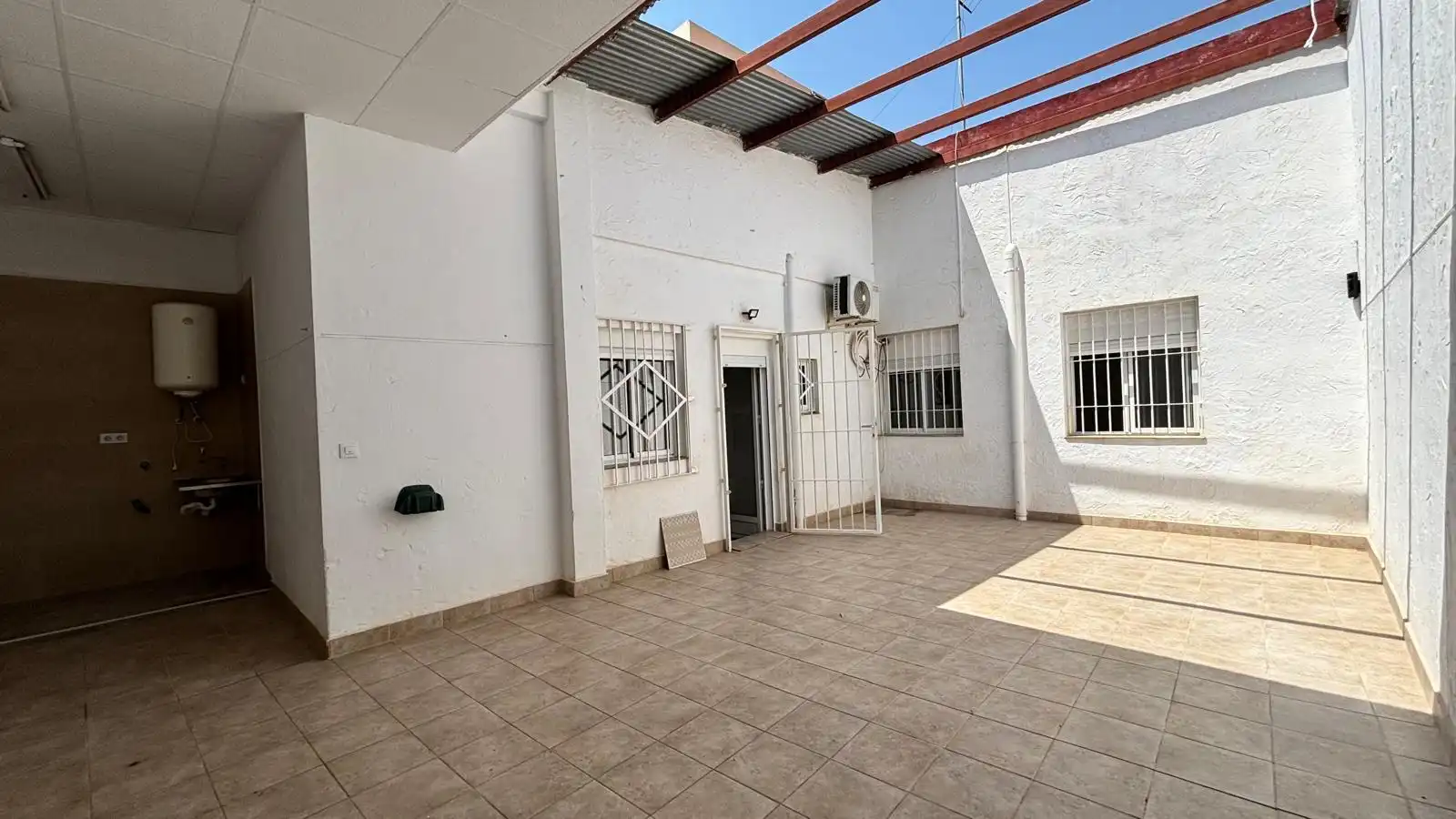 Casa adosada en venta en Calle Carretera de la Palma, Los Barreros - Cuatro Santos